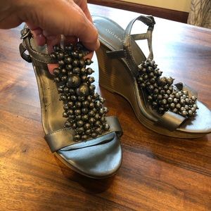 Old Navy Gunmetal metallic grey/silver beaded high heel dressy wedge sandal sz 7